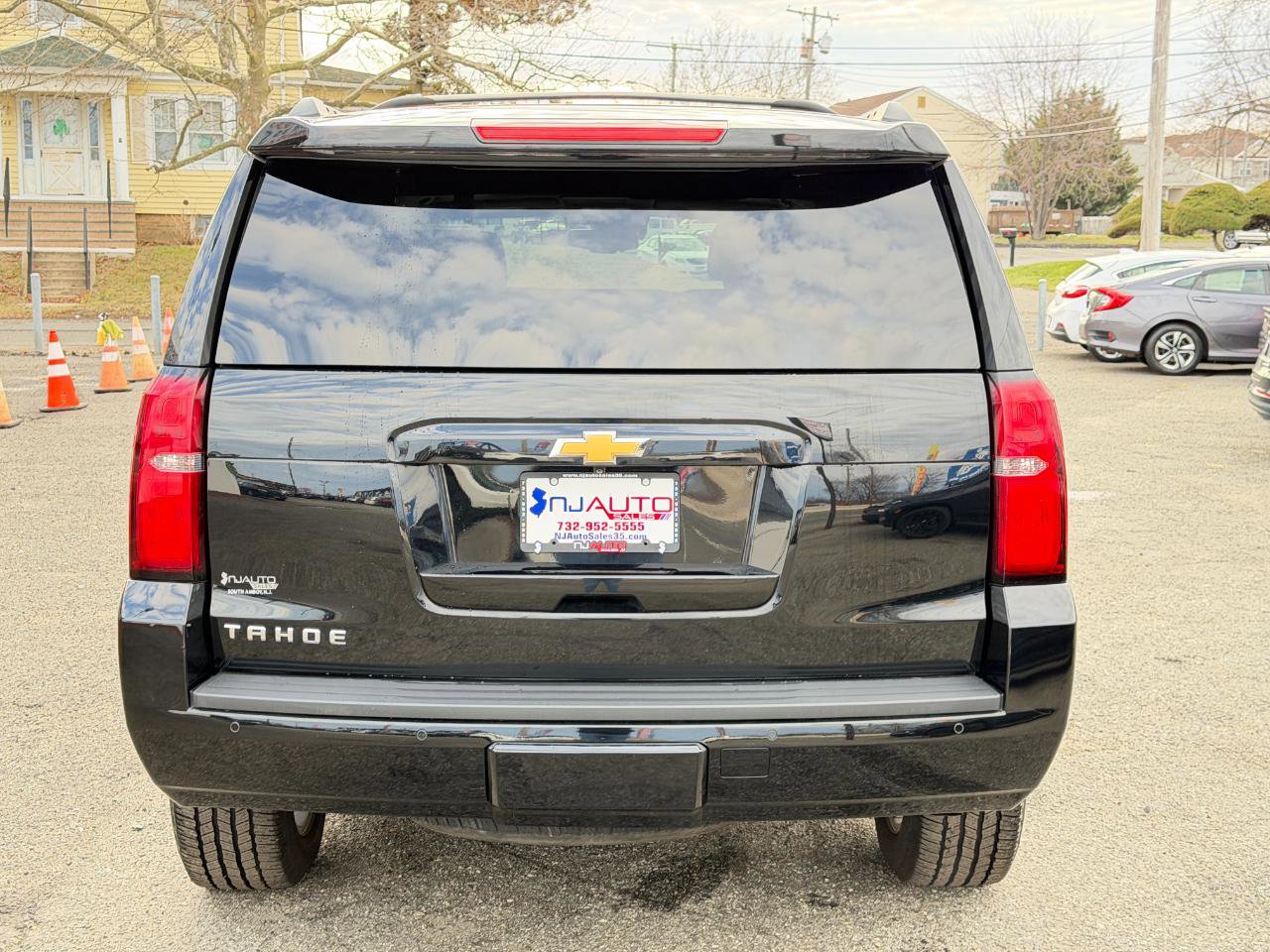 Used 2017 Chevrolet Tahoe LT image 5