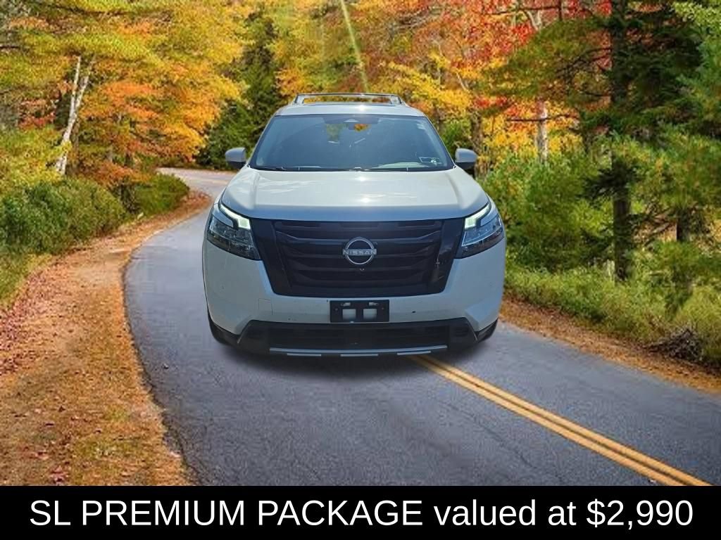 Used 2023 Nissan Pathfinder SL w/ SL Premium Package AWD/4WD image 2