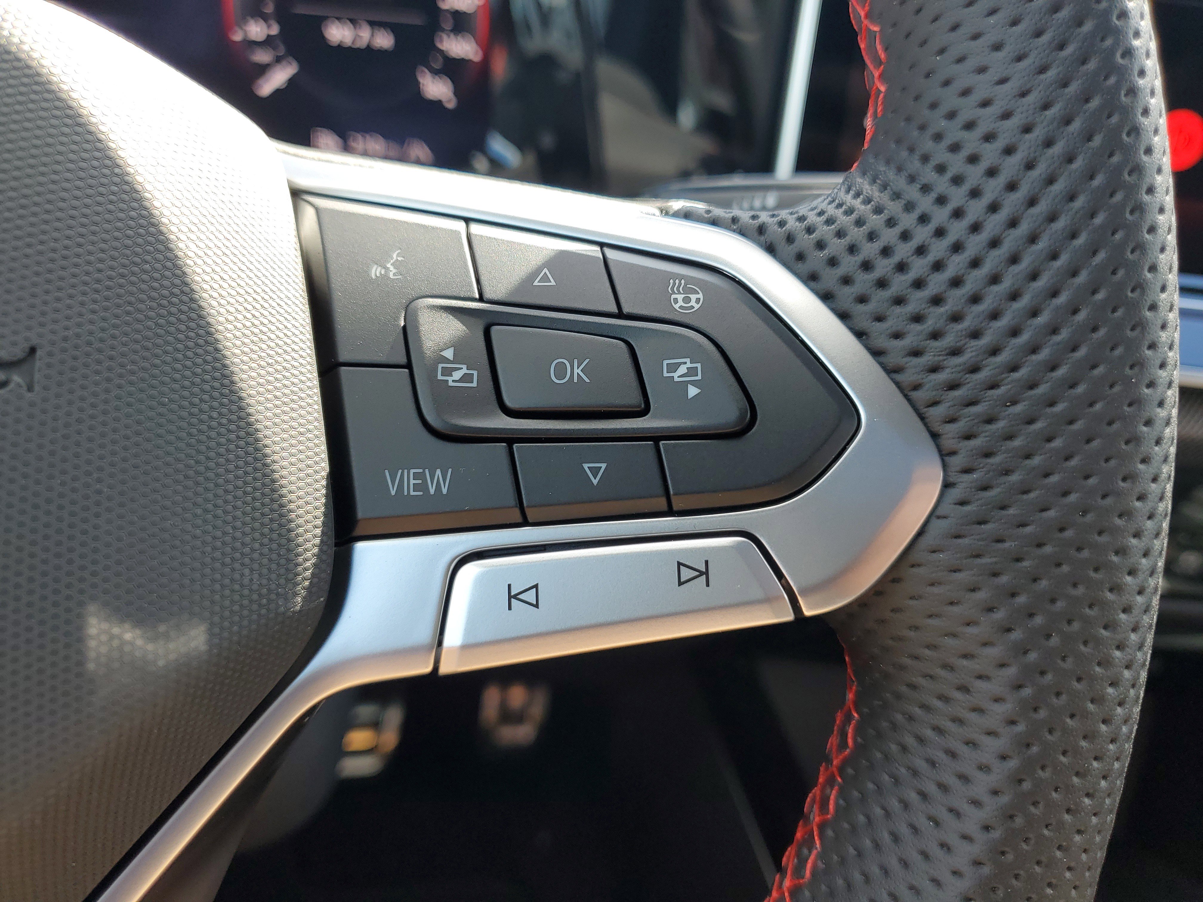 New 2025 Volkswagen GTI SE image 19