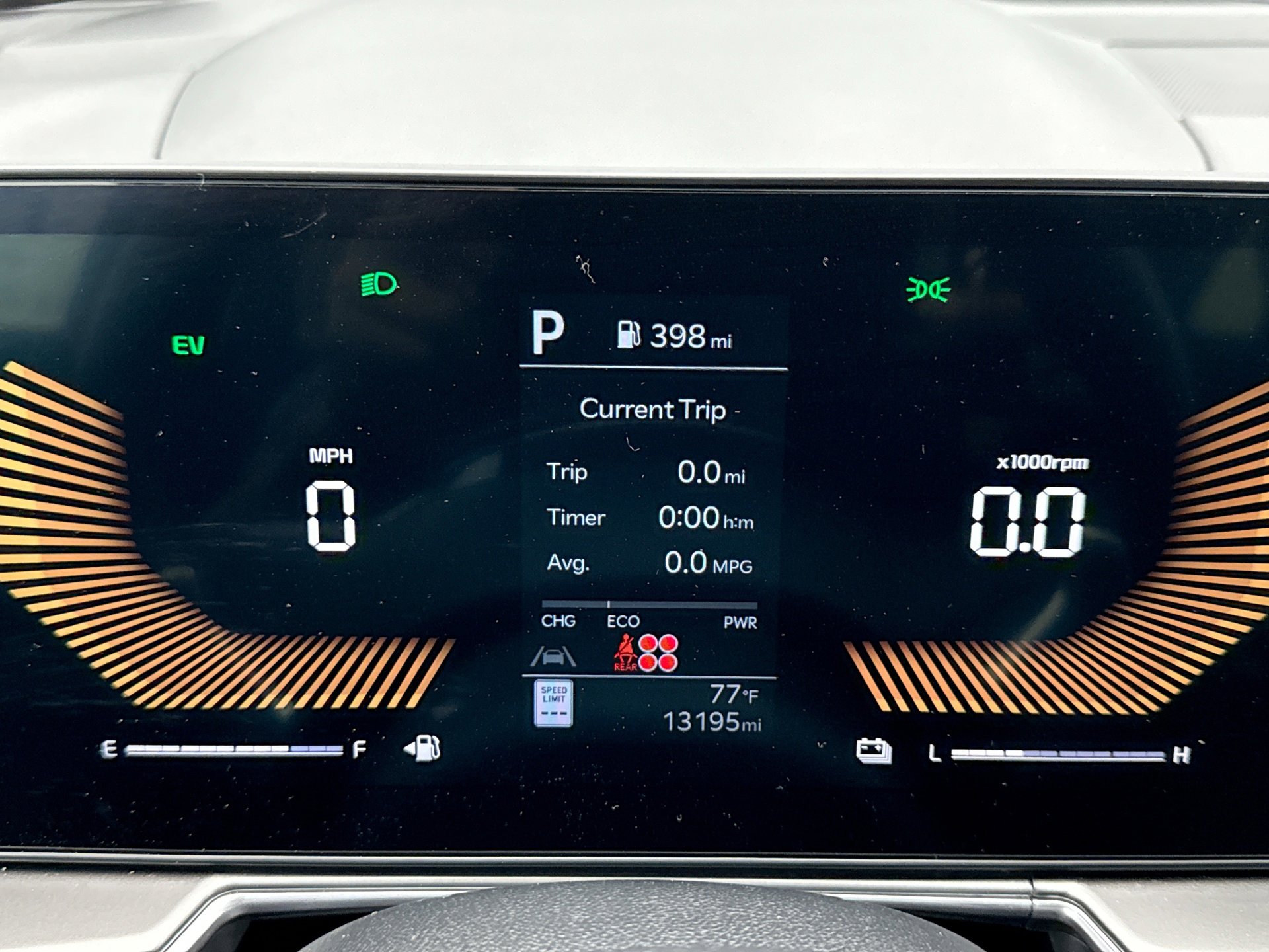 Used 2025 Kia Sorento EX image 13