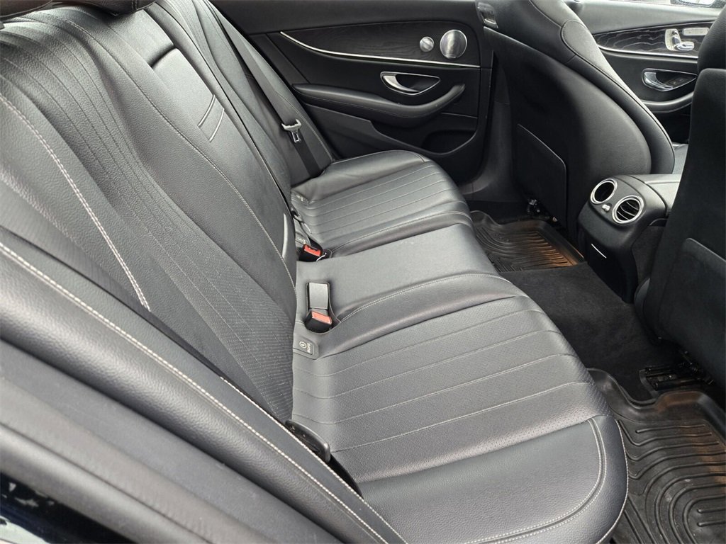 Used 2018 Mercedes-Benz E 300 image 15