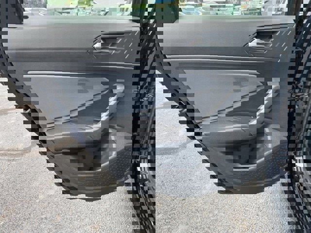 New 2025 Volkswagen Jetta SE image 68