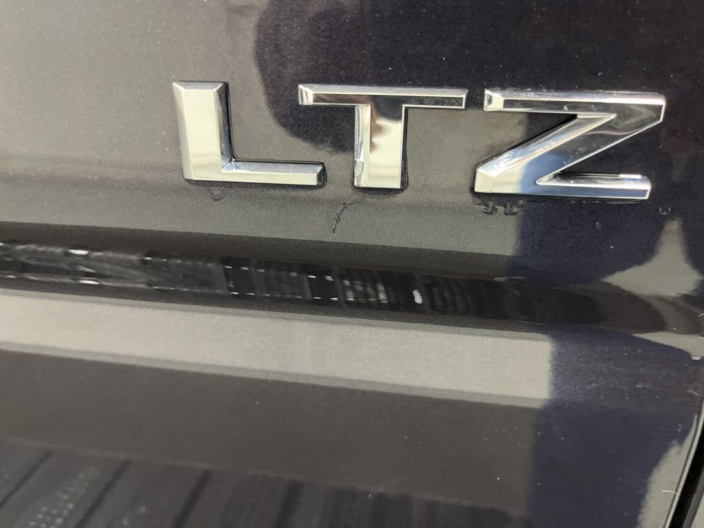Used 2022 Chevrolet Silverado 1500 LTZ w/ LTZ Premium Package image 9