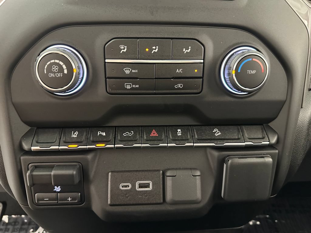 Used 2024 Chevrolet Silverado 2500 Custom w/ Custom Value Package AWD/4WD image 30
