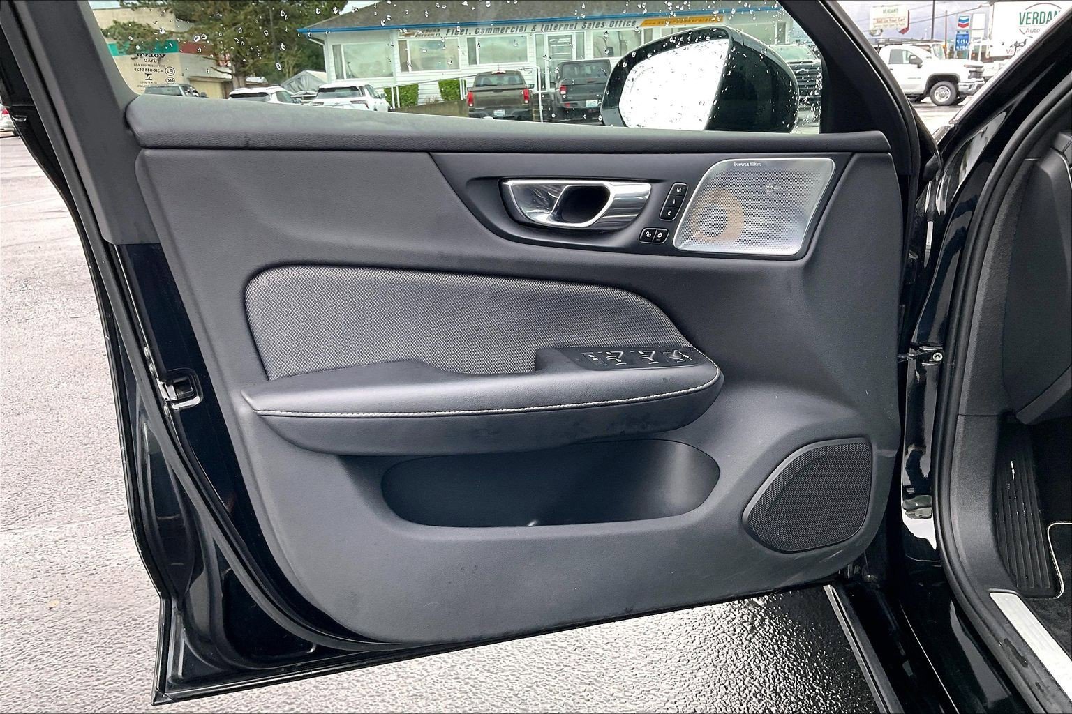 Used 2020 Volvo S60 T8 Polestar image 22