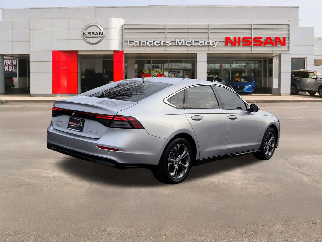 Used 2024 Honda Accord EX-L image 3