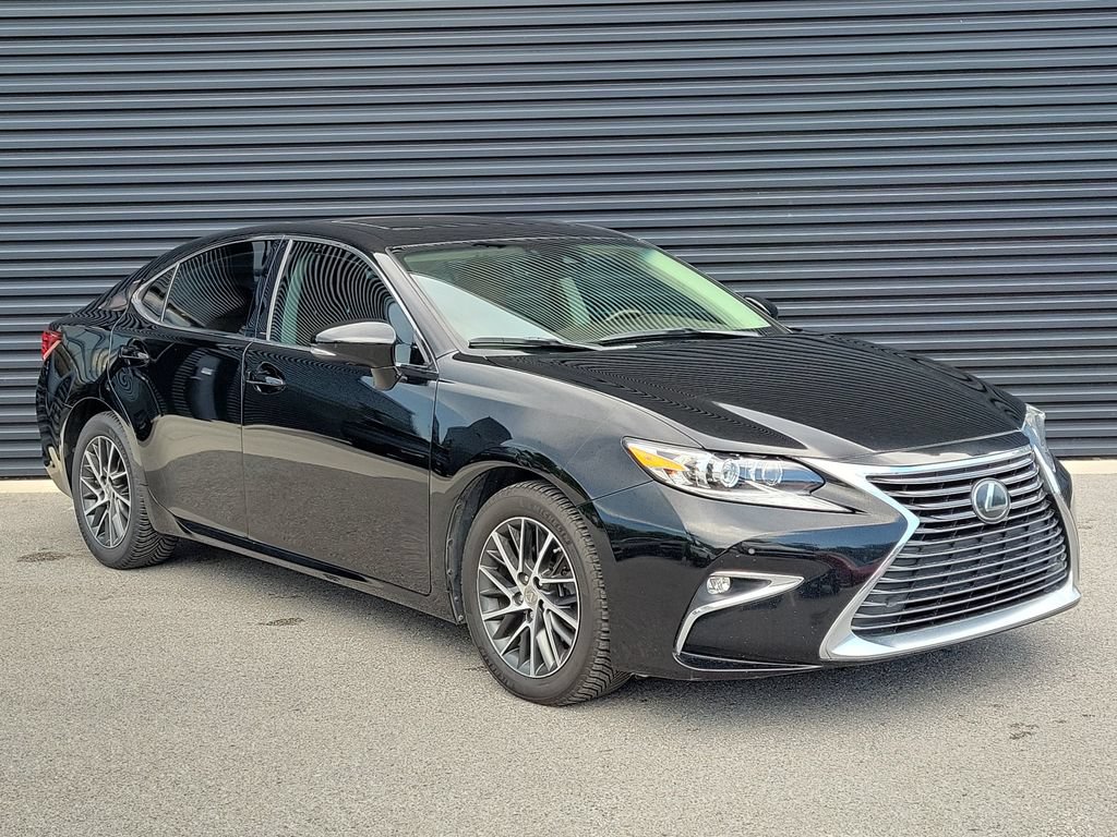 Used 2018 Lexus ES 350 w/ Luxury Package w/Wood Trim FWD image 9