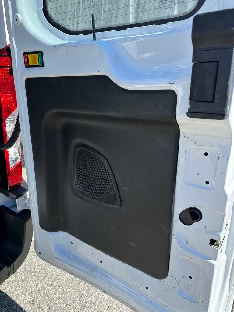 Used 2023 Ford E-Transit Medium Roof RWD image 24