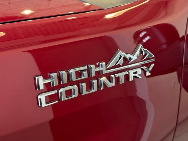 Used 2024 Chevrolet Silverado 3500 High Country w/ Technology Package AWD/4WD image 39