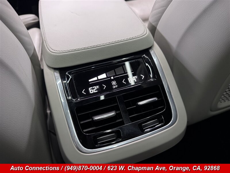 Used 2016 Volvo XC90 T6 Inscription w/ Vision Package AWD/4WD image 30