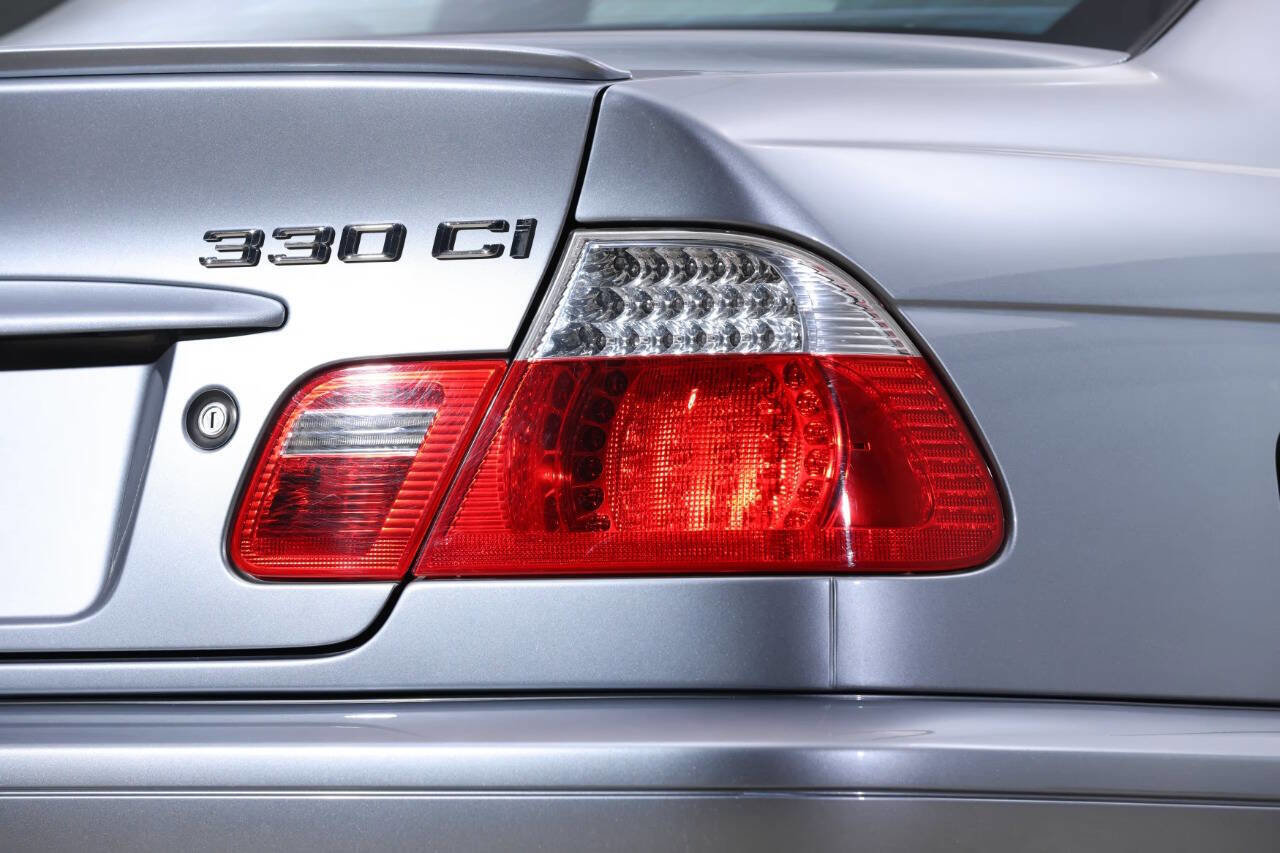 Used 2004 BMW 330Ci Coupe image 18