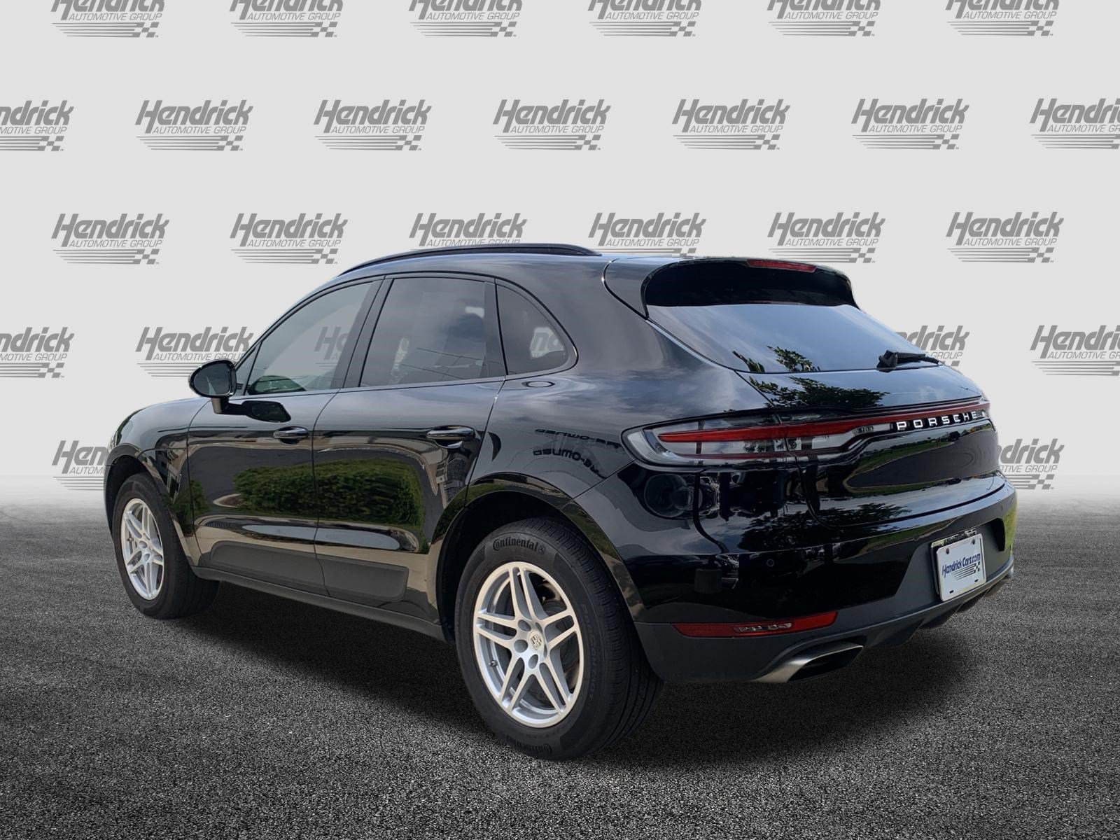 Used 2019 Porsche Macan AWD/4WD image 8