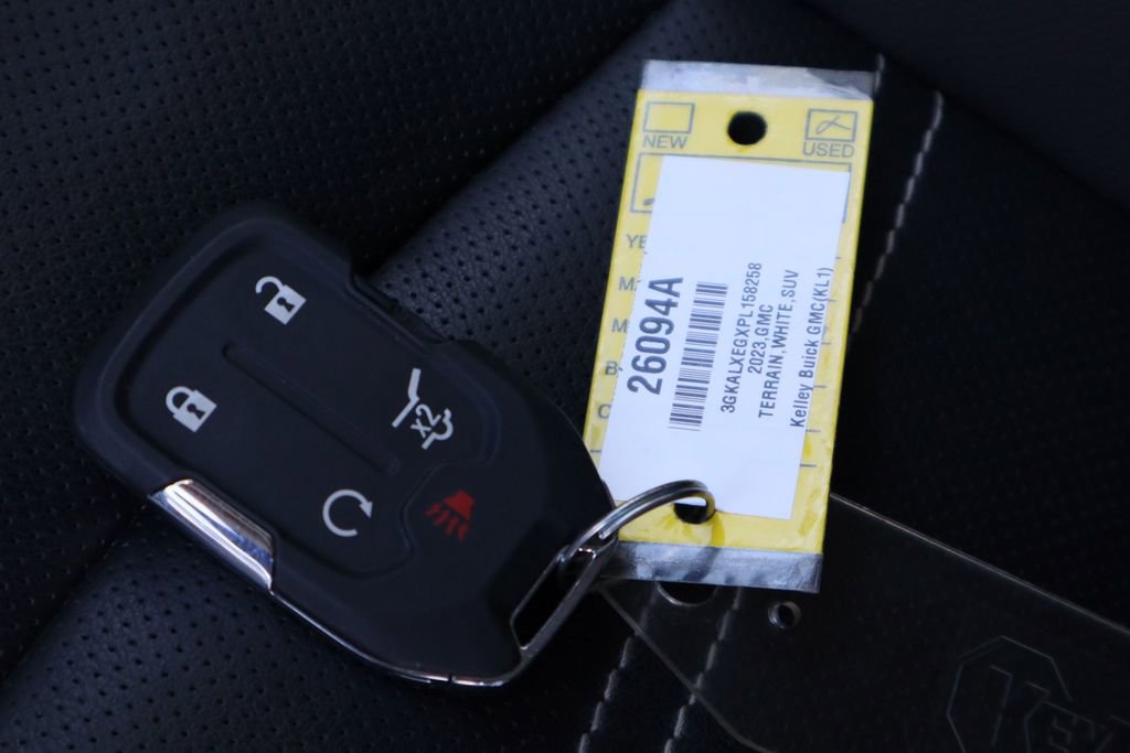 Used 2023 GMC Terrain Denali w/ Denali Premium Package image 33