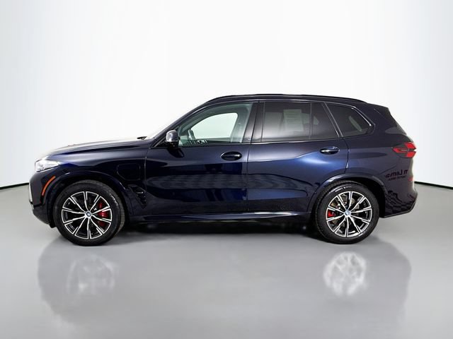 Used 2024 BMW X5 xDrive50e w/ M Sport Package AWD/4WD image 4