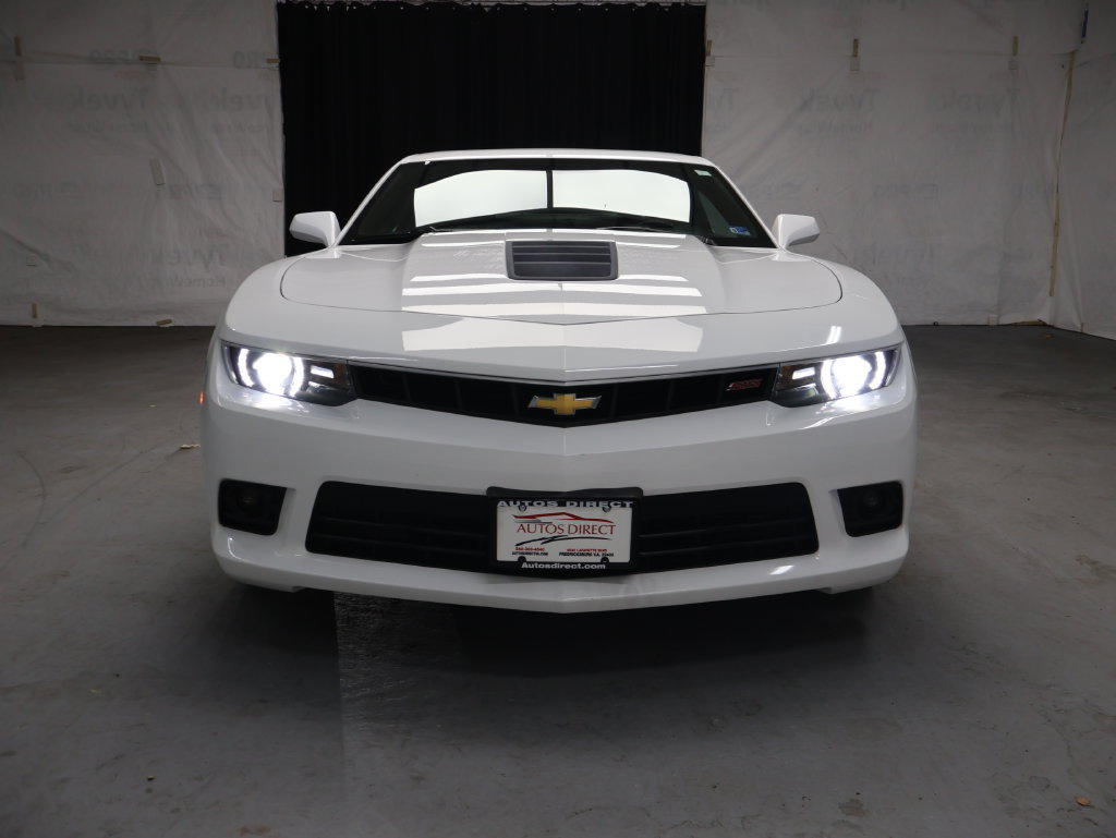 Used 2015 Chevrolet Camaro SS w/ RS Package RWD image 2