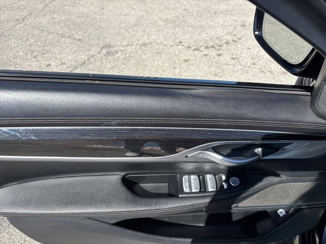 Used 2019 BMW 740e xDrive w/ Executive Package AWD/4WD image 16