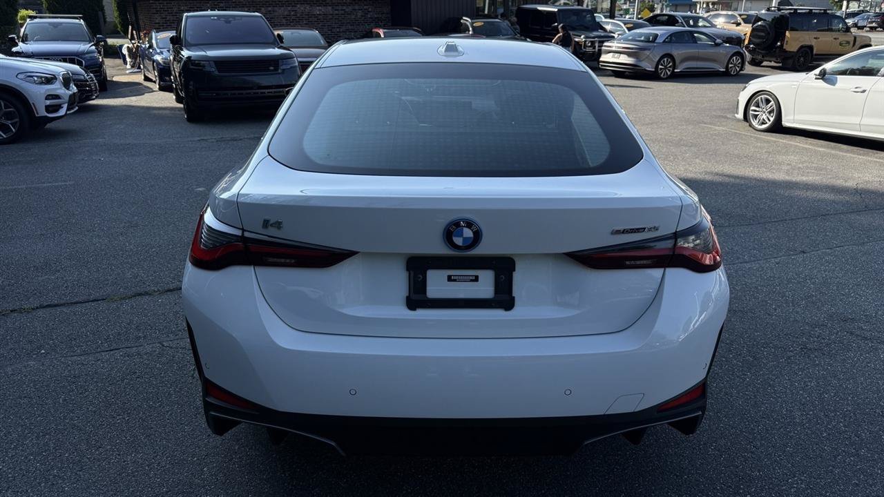 Used 2023 BMW i4 eDrive35 w/ Premium Package RWD image 15