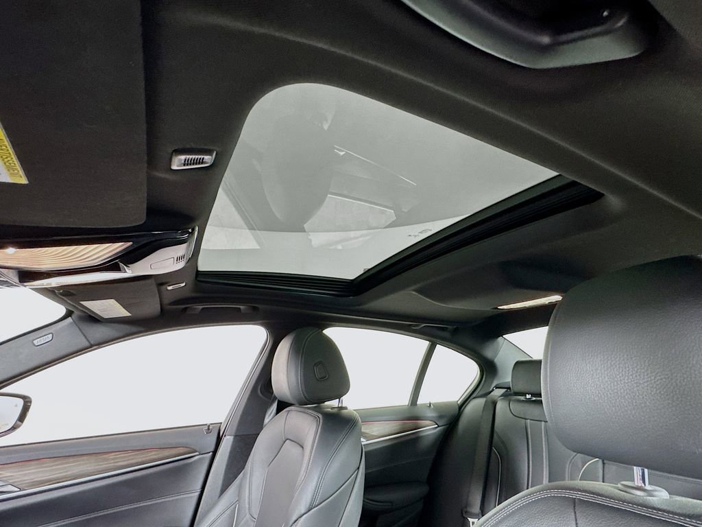 Used 2021 BMW 530i xDrive w/ M Sport Package AWD/4WD image 23