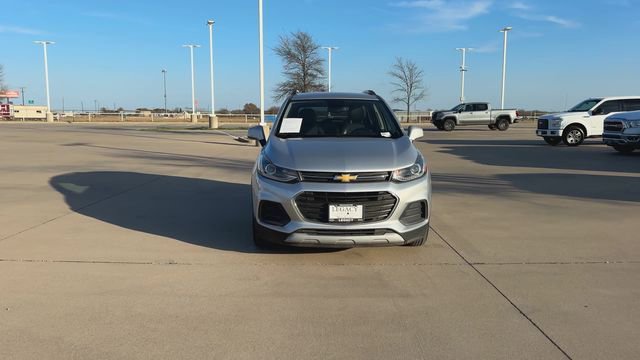 Certified 2021 Chevrolet Trax LT w/ LT Convenience Package image 3