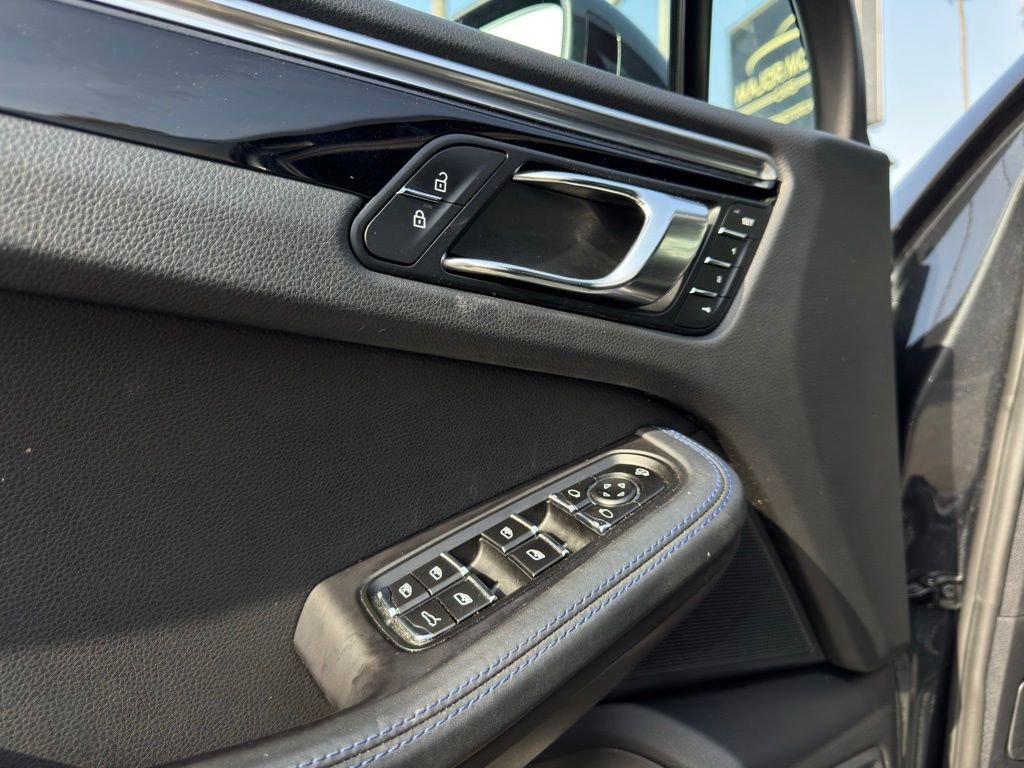 Used 2022 Porsche Macan S image 17