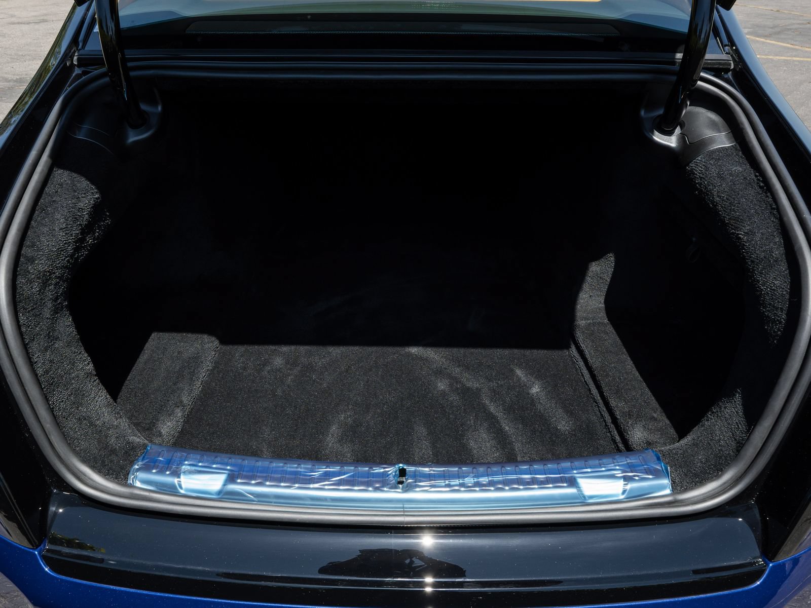New 2027 Rolls-Royce Phantom Sedan RWD image 28
