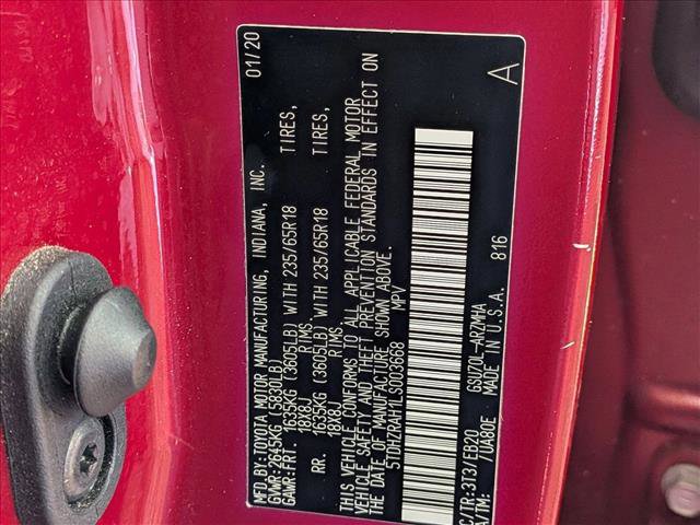 Used 2020 Toyota Highlander XLE image 19