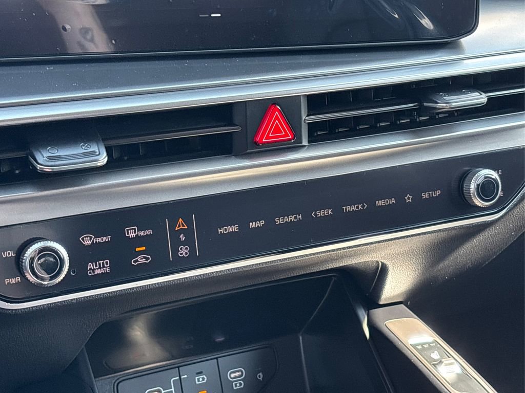 New 2026 Kia Sorento S w/ S Panoramic Sunroof Package image 24