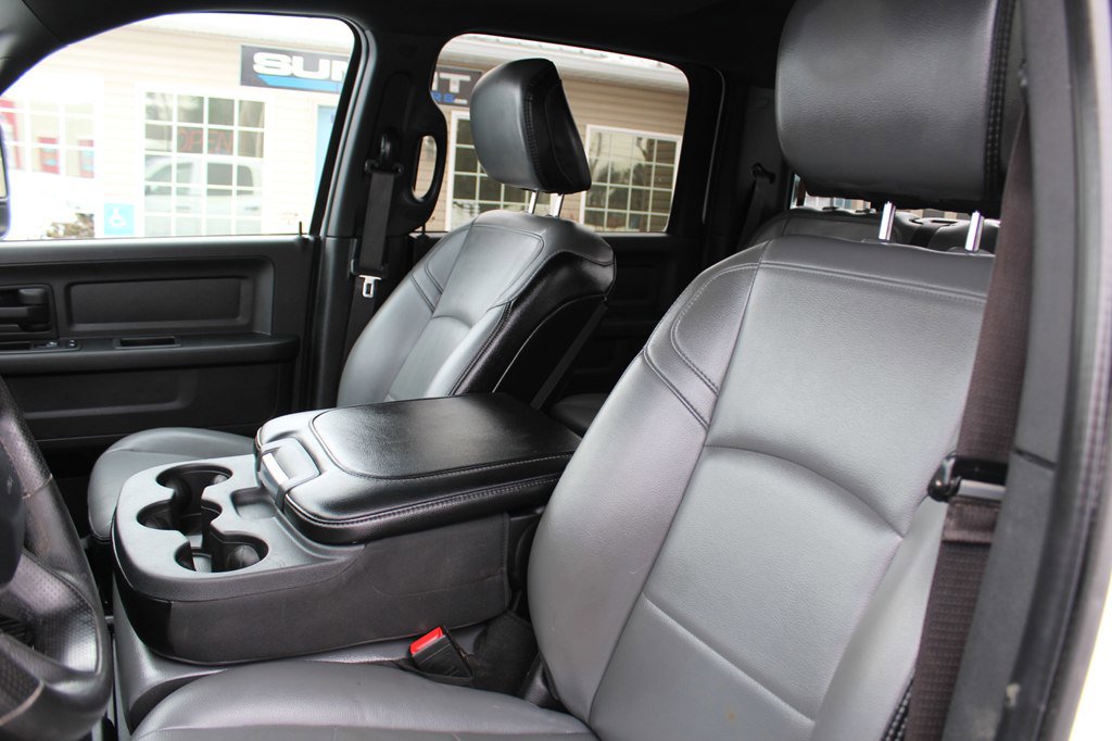 Used 2023 RAM 2500 Tradesman image 21