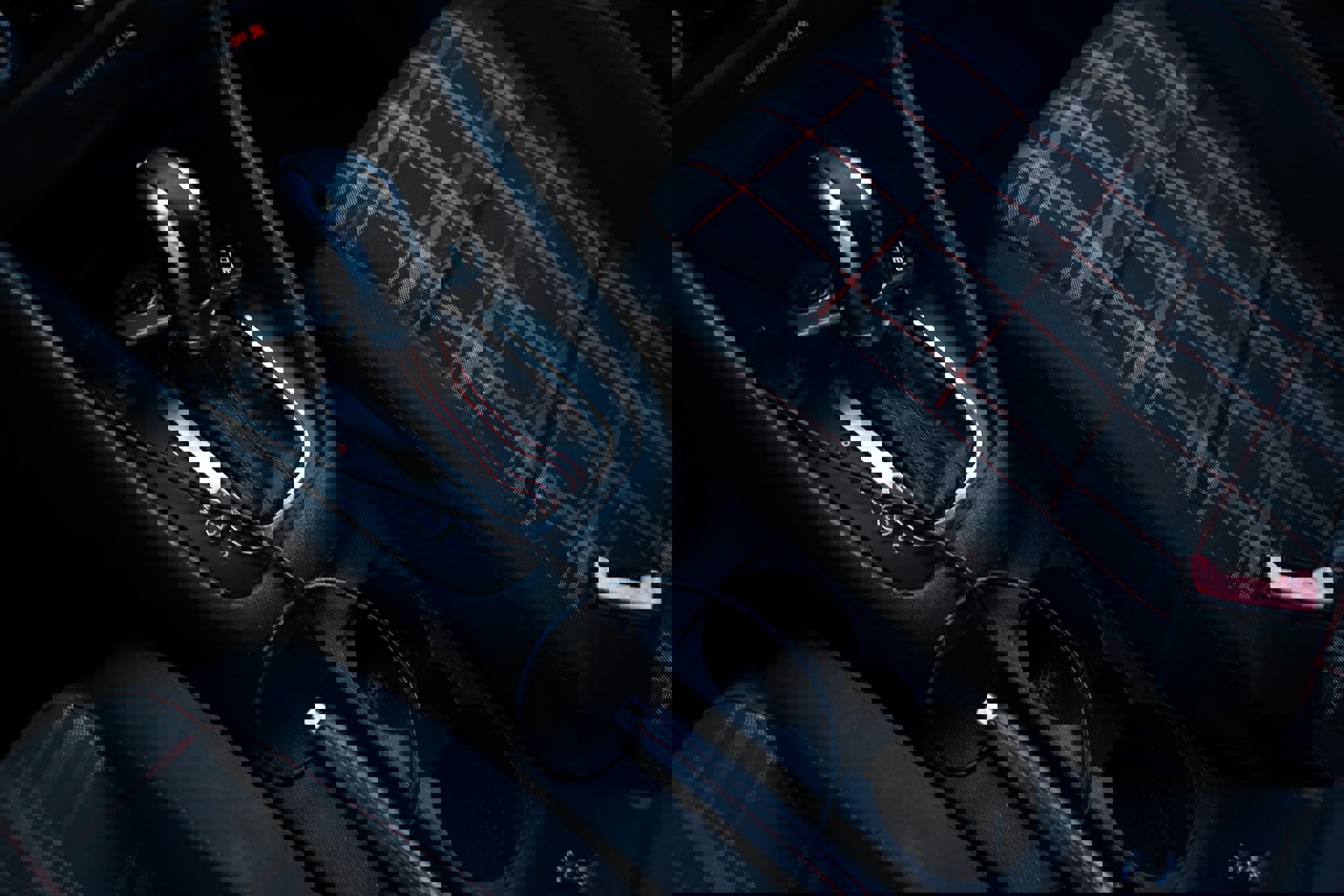 Used 2012 Volkswagen GTI 2-Door image 38