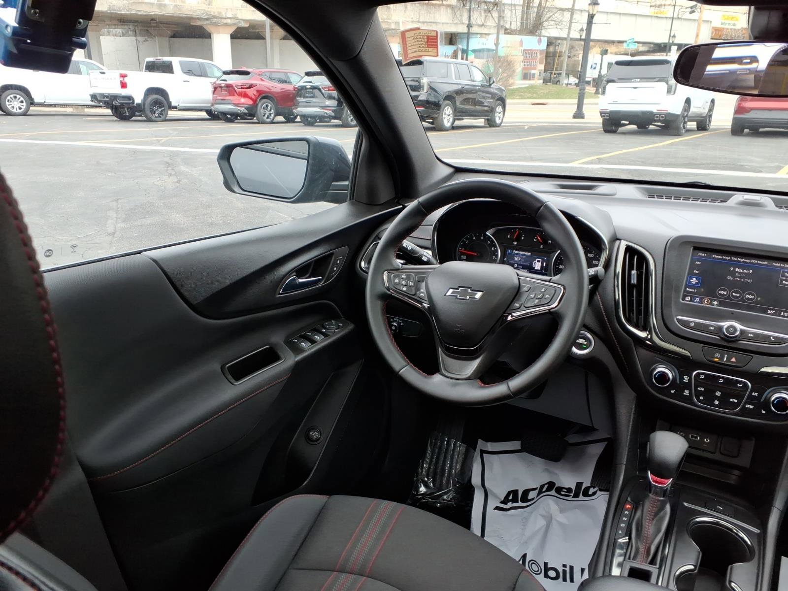 Used 2023 Chevrolet Equinox RS image 14