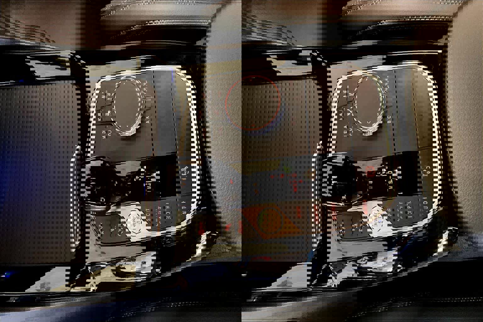 Used 2023 BMW X3 sDrive30i w/ Premium Package image 15