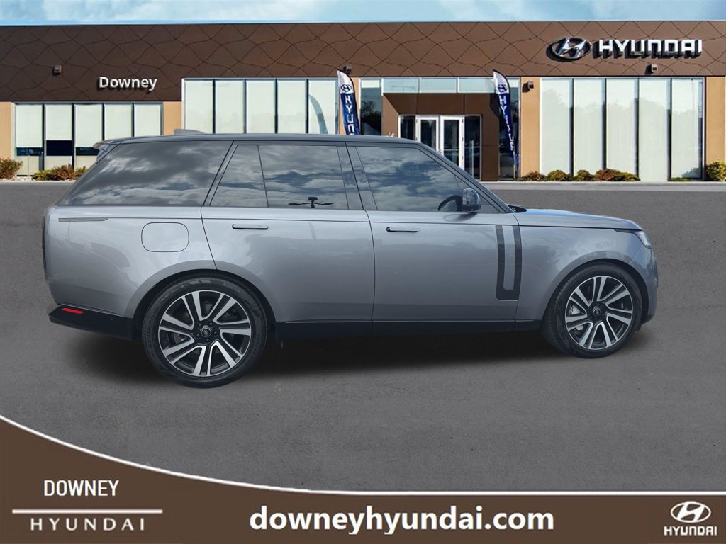 Used 2023 Land Rover Range Rover SE AWD/4WD image 6