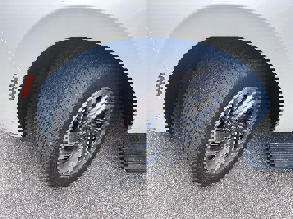 Used 2025 Lincoln Navigator L Reserve AWD/4WD image 38