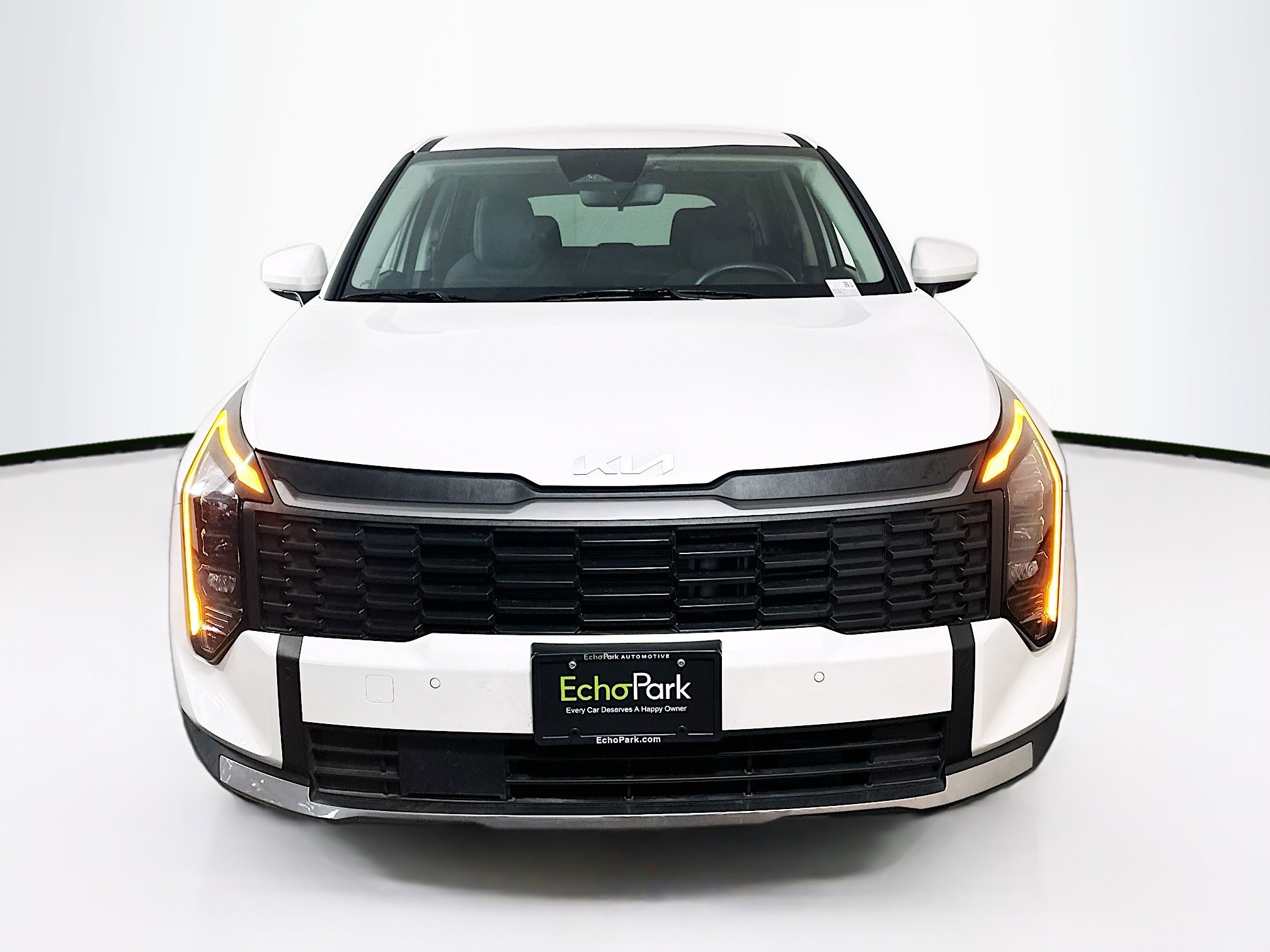 Used 2026 Kia Sportage LX image 2