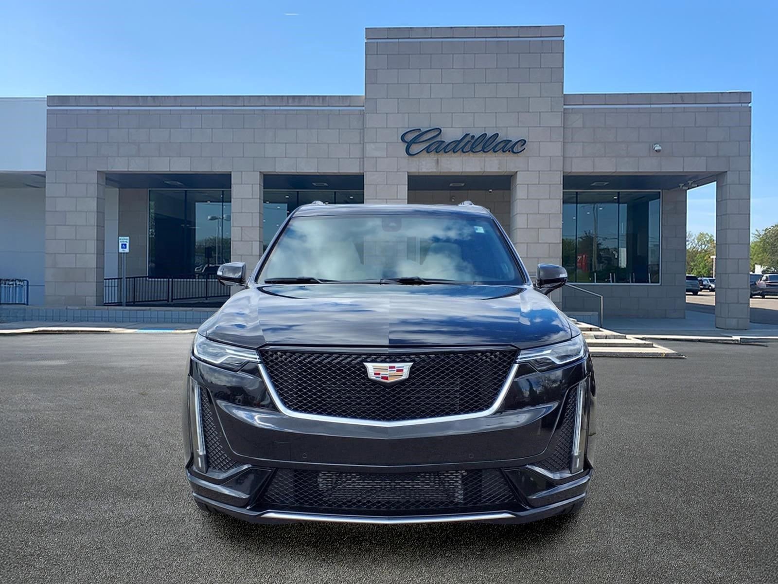 Used 2024 Cadillac XT6 Sport w/ LPO, Floor Liner Package AWD/4WD video 2