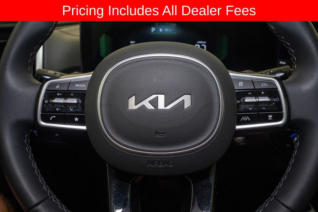Used 2025 Kia Sorento S w/ Panoramic Sunroof Package FWD image 18