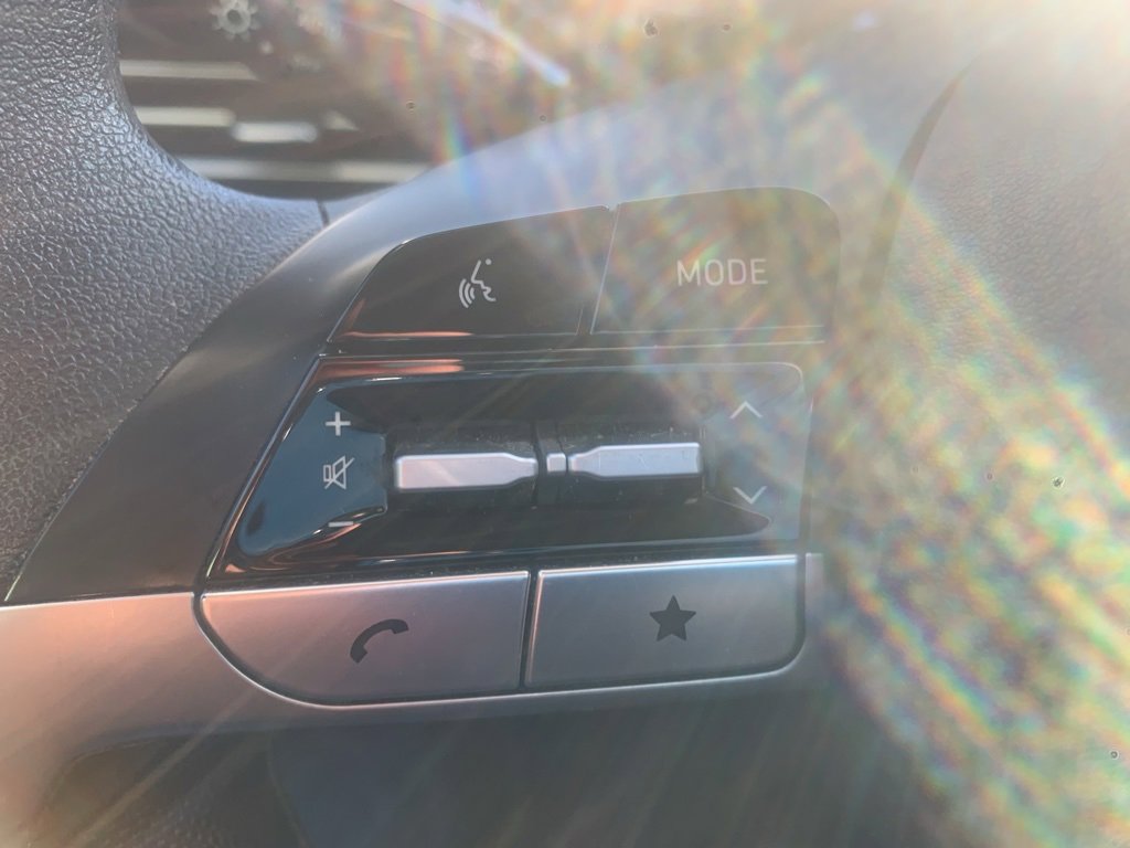 Certified 2024 Hyundai Elantra SE image 20