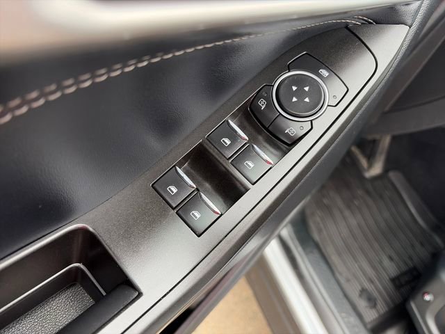 Used 2020 Ford Explorer XLT w/ Equipment Group 202A image 24