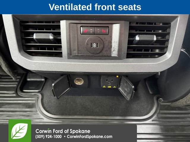 Used 2023 Ford F450 Lariat w/ Chrome Package image 15