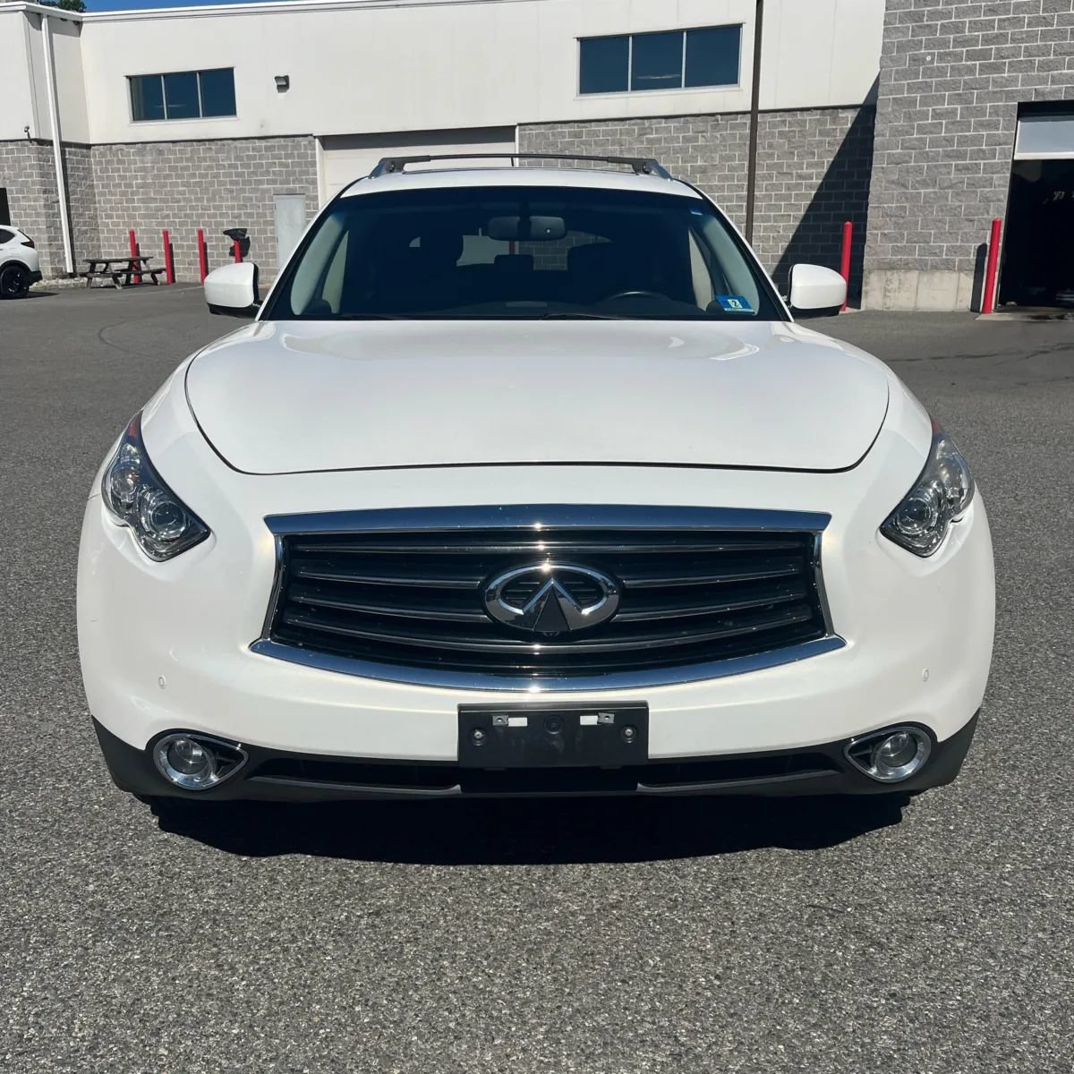 Used 2014 INFINITI QX70 AWD w/ Premium Package image 14