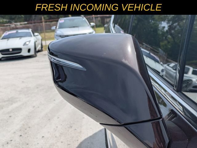 Used 2023 Buick Enclave Avenir w/ Avenir Technology Package FWD image 10