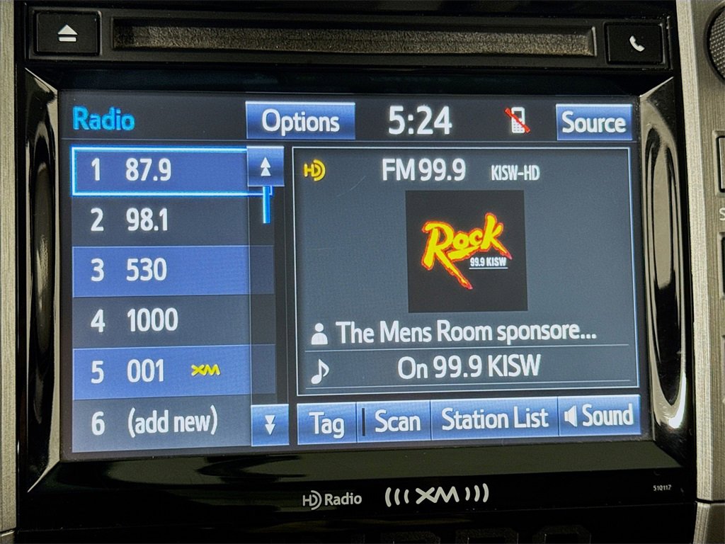 Used 2017 Toyota Tundra SR5 image 34