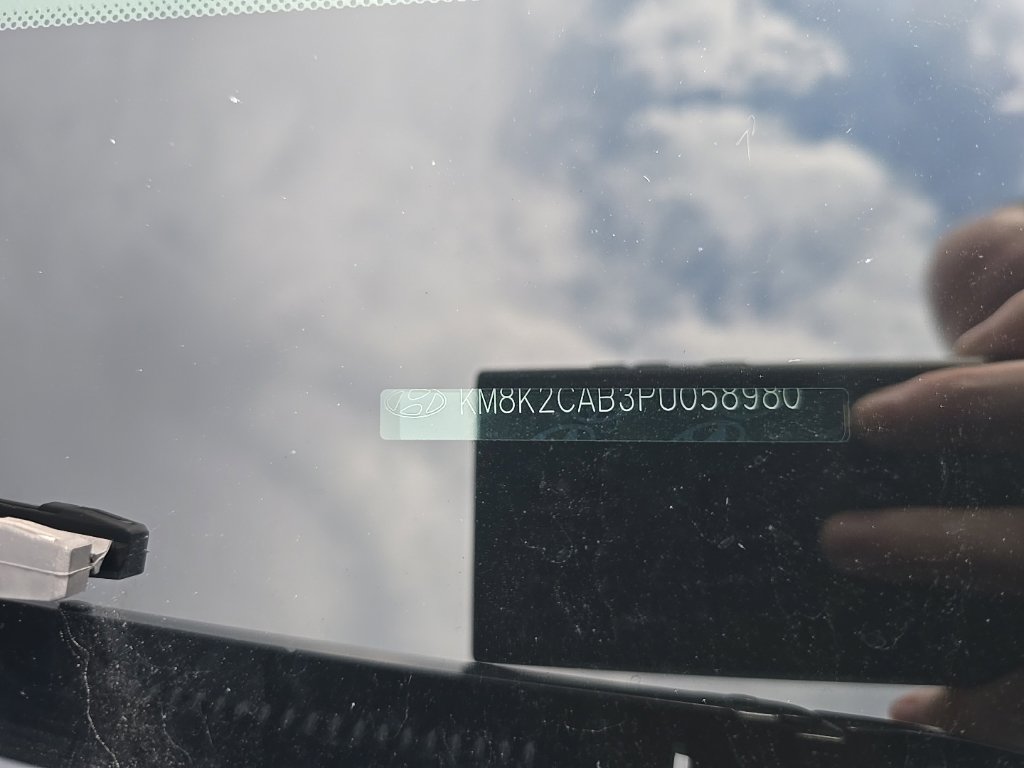 Used 2023 Hyundai Kona SE w/ Cargo Package AWD/4WD image 9