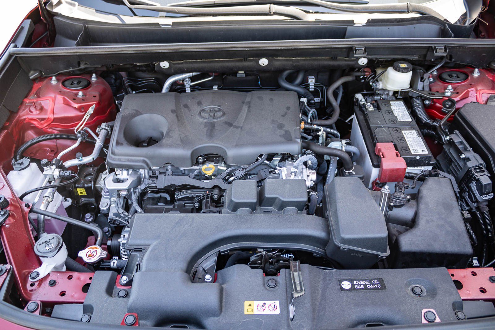 Used 2025 Toyota RAV4 LE FWD image 28