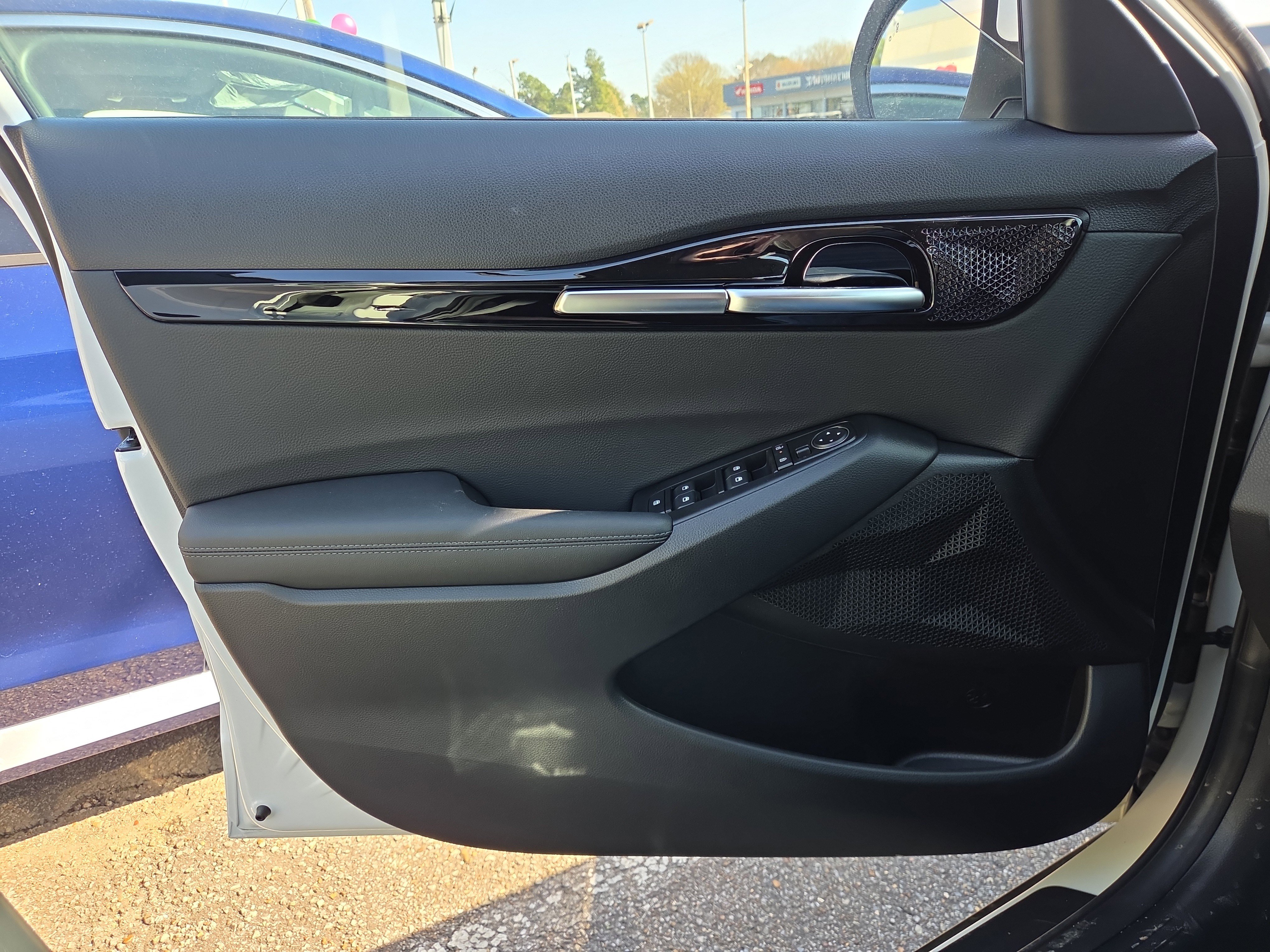 New 2026 Kia Seltos S FWD image 8