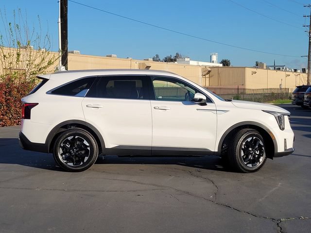 New 2026 Kia Sorento S w/ S Panoramic Sunroof Package FWD image 4