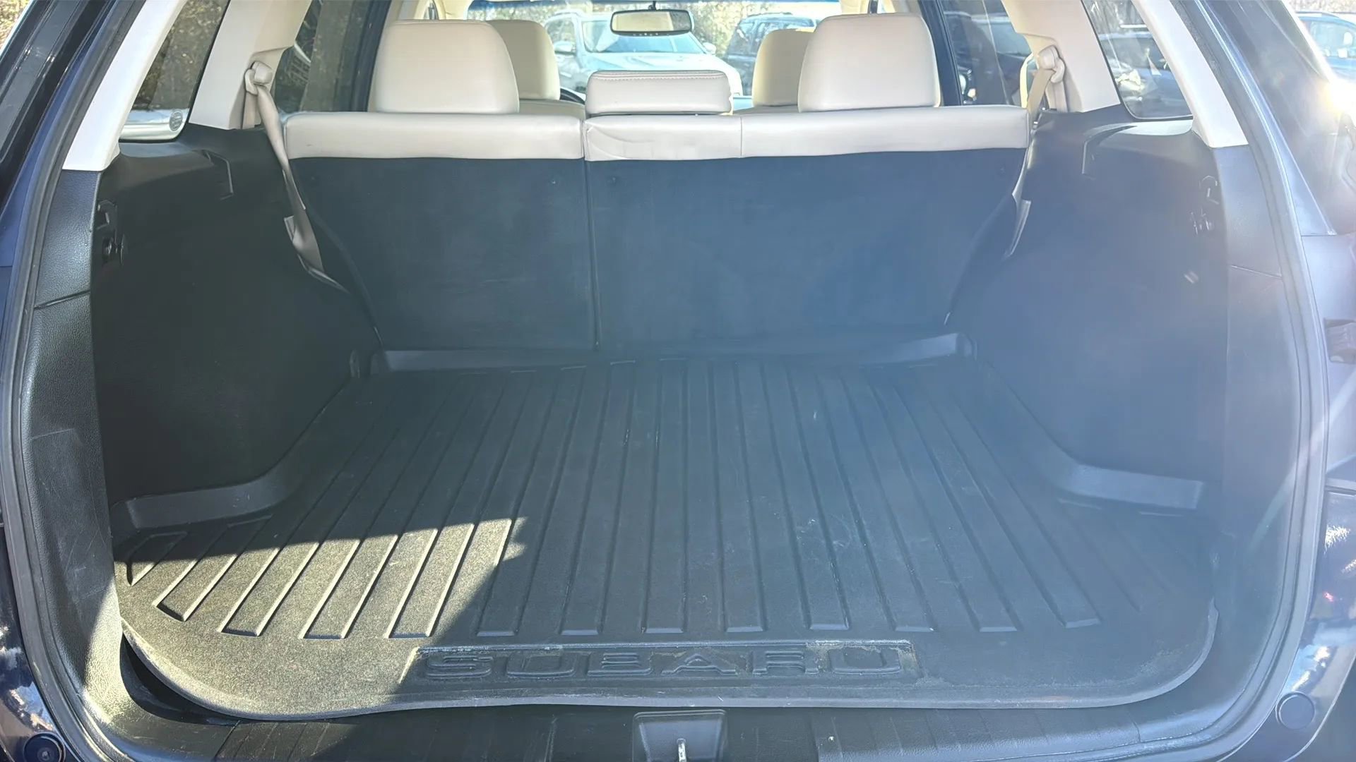 Used 2013 Subaru Outback 3.6R Limited w/ Moonroof Pkg image 14