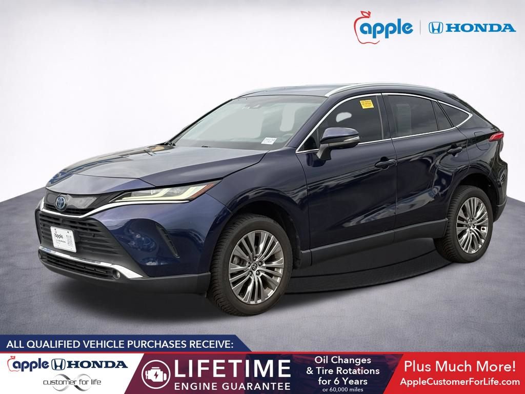 Used 2022 Toyota Venza Limited w/ Advanced Technology Package AWD/4WD image 3