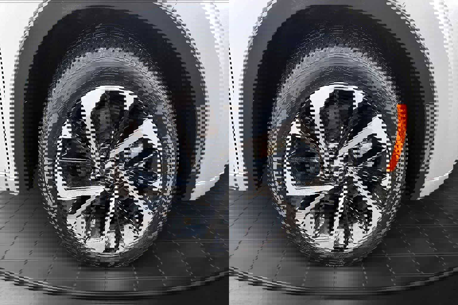 Used 2023 Mitsubishi Outlander SEL image 34