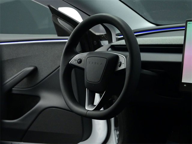 Used 2025 Tesla Model 3 Long Range image 33